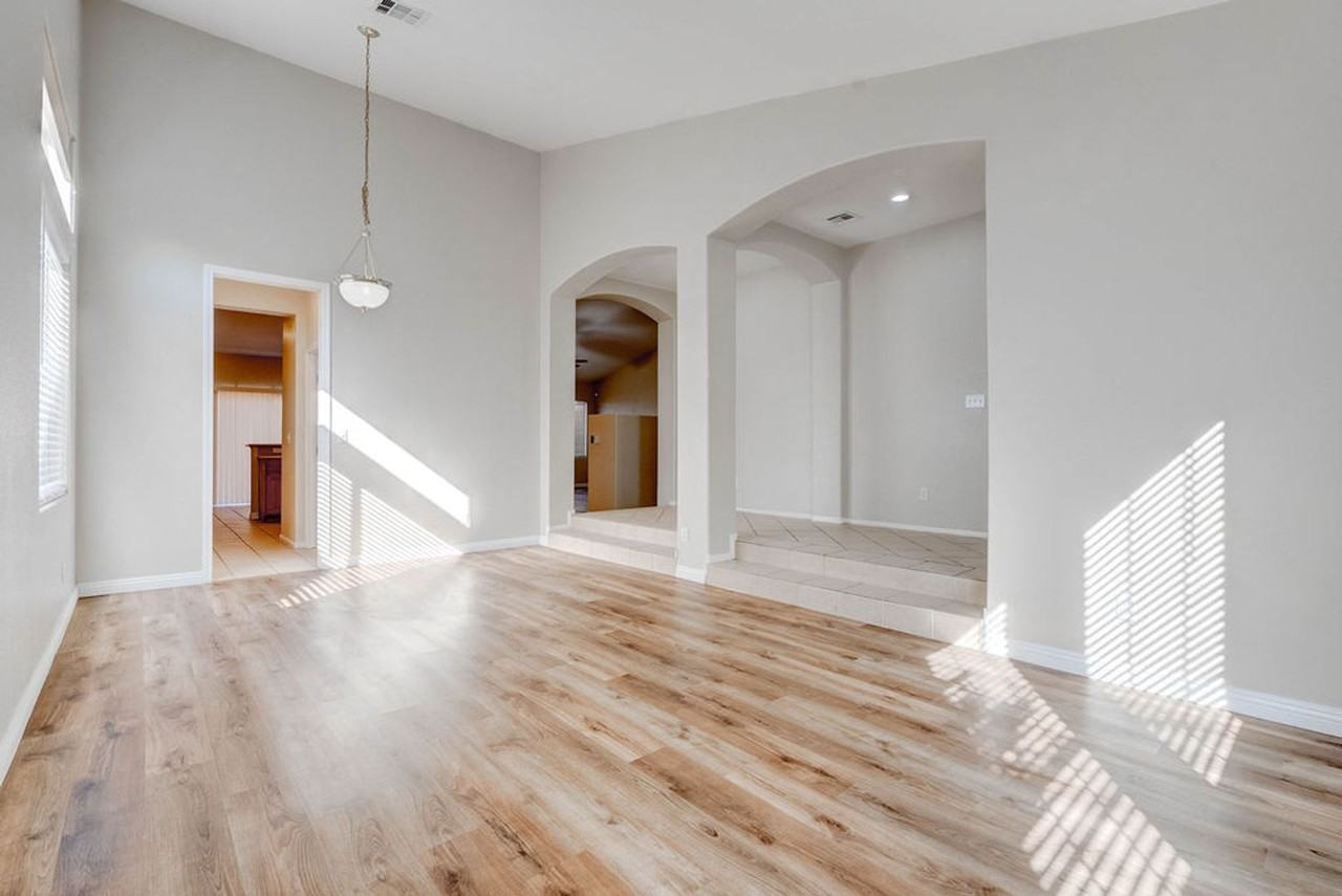 2294 Tedesca Dr - Photo 3 of 36