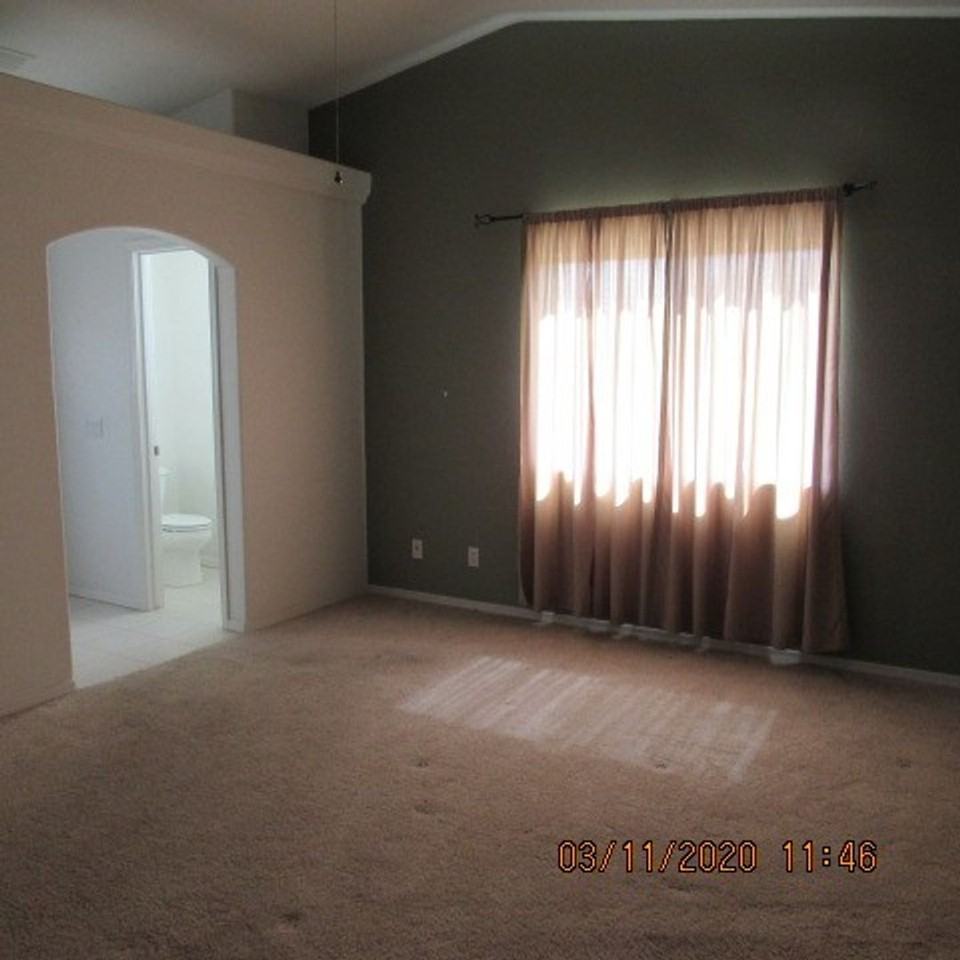 3740 Hiawatha Dr - Photo 7 of 23