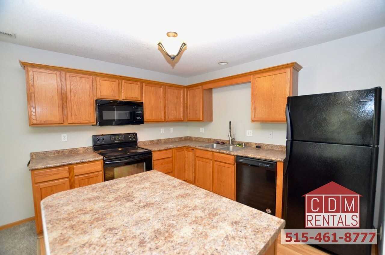 293 Ne Basswood - Photo 3 of 14