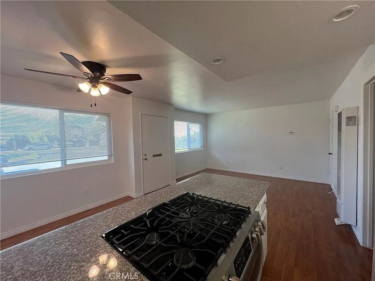 1189 Santa Ynez Ave Apt B - Photo 5 of 9