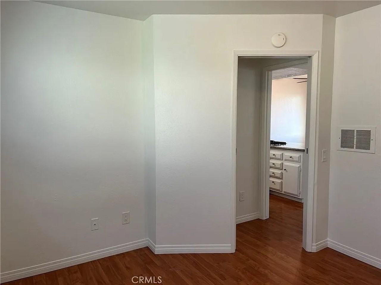 1189 Santa Ynez Ave Apt B - Photo 7 of 9