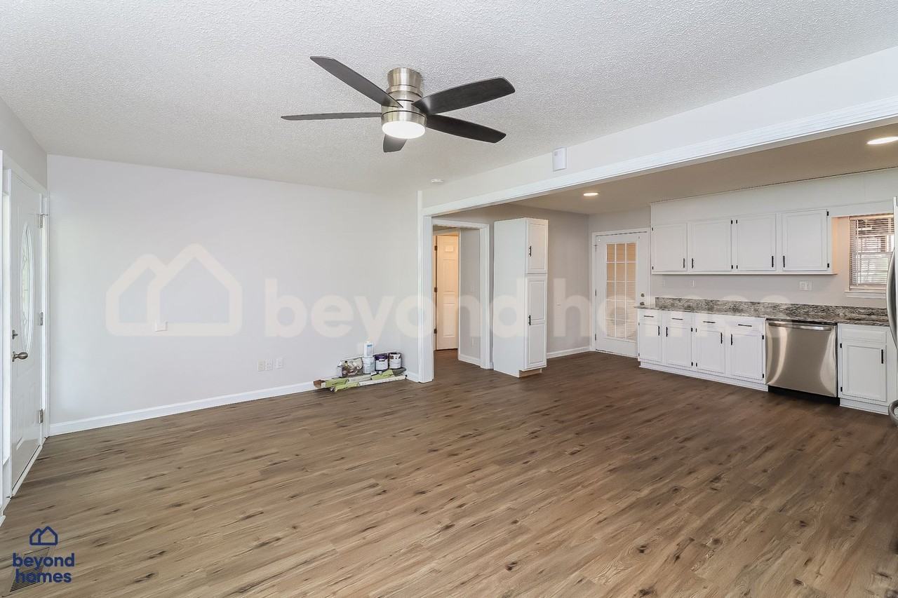 120 Passons Rd - Photo 3 of 18