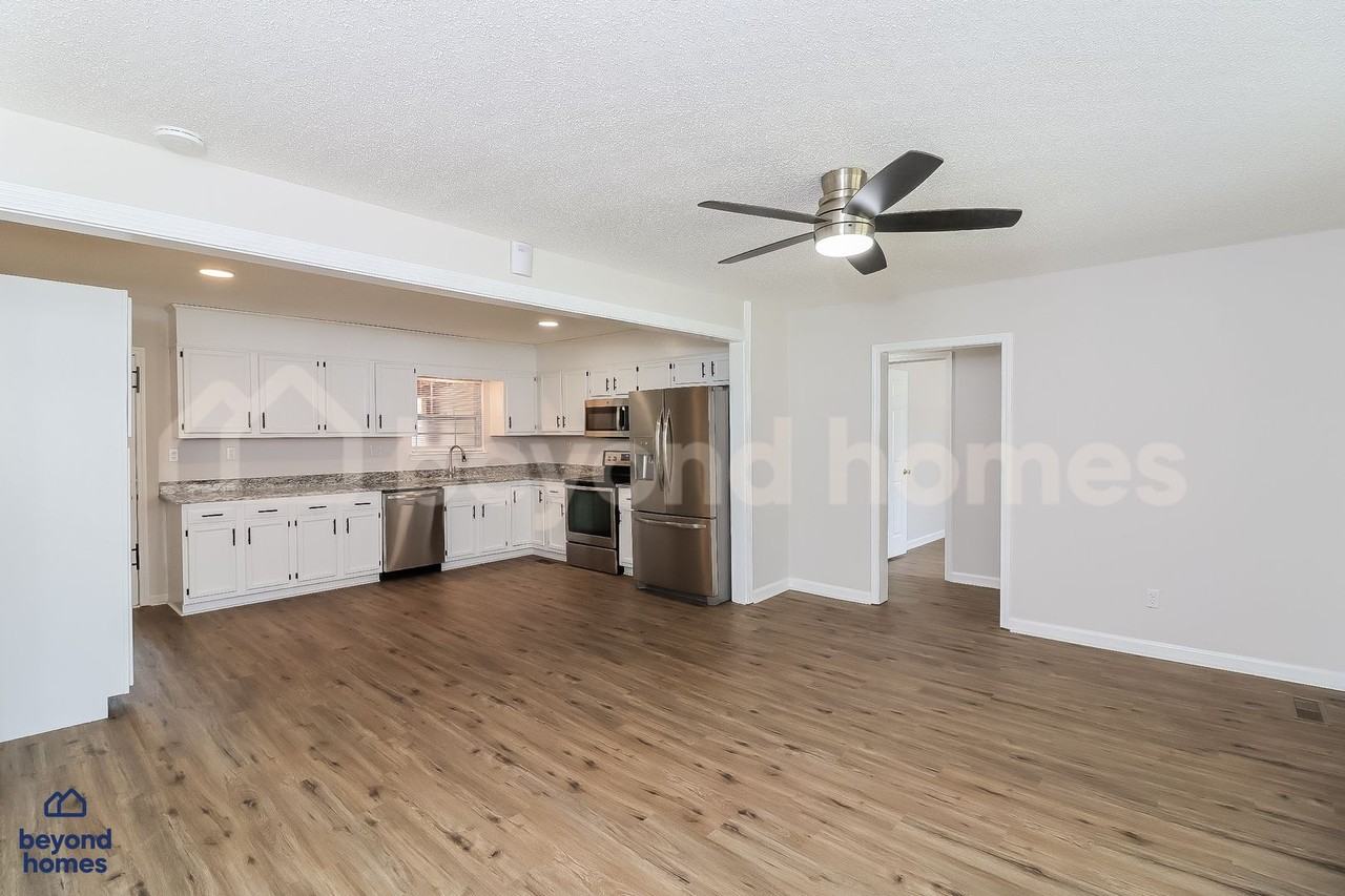 120 Passons Rd - Photo 4 of 18