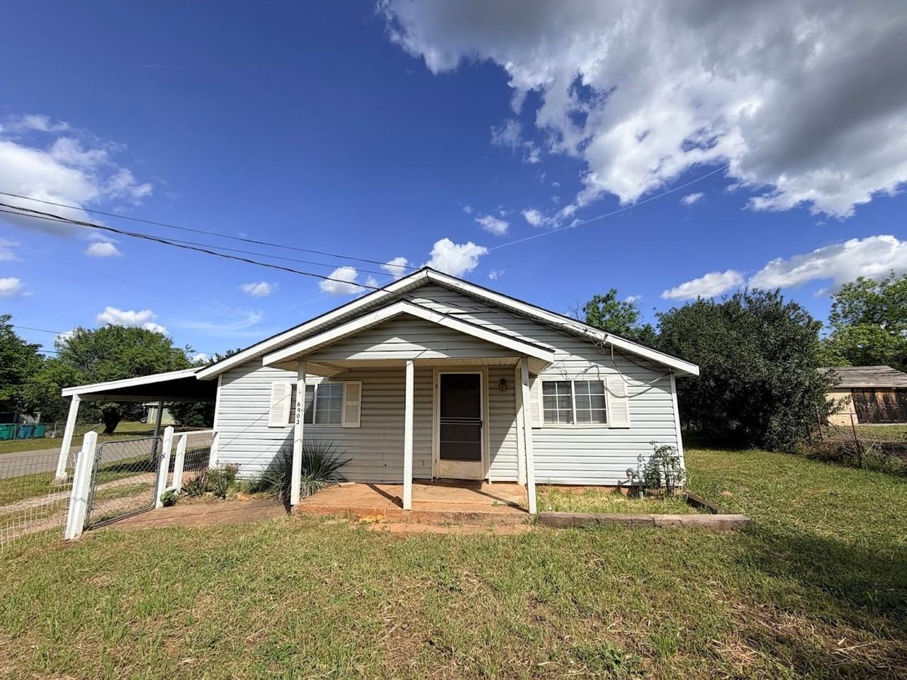 6903 Airport Rd - Photo 2 of 27