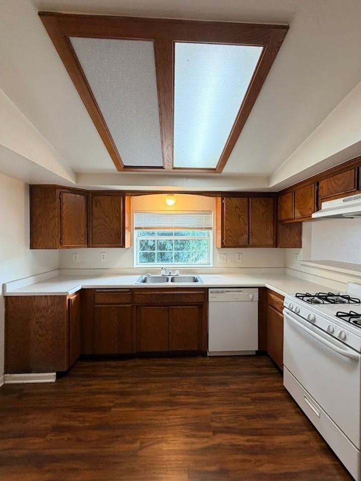 6903 Airport Rd - Photo 6 of 27