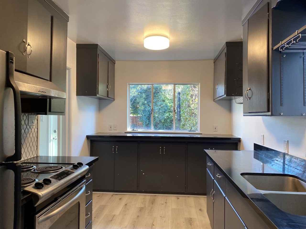 648 K St - Photo 5 of 16