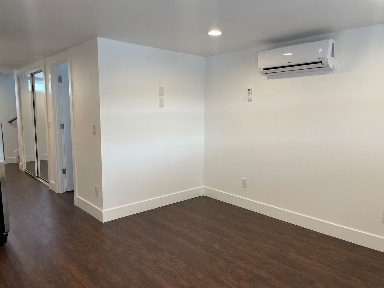 29 S Lee Ct - Photo 2 of 11