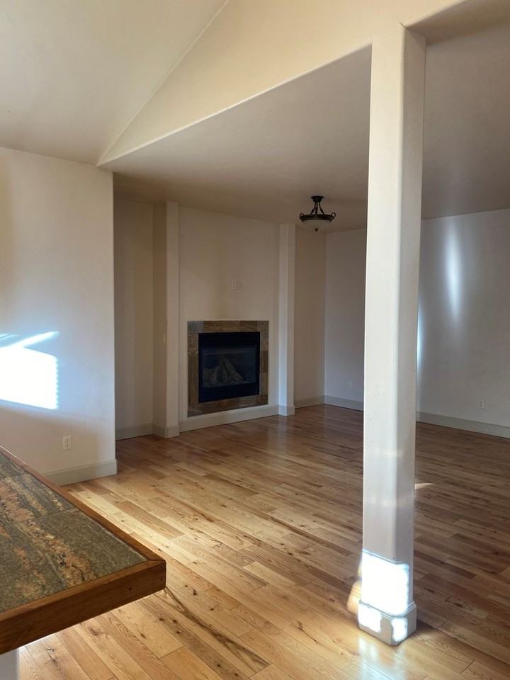 250 Whitehorse Dr - Photo 4 of 11