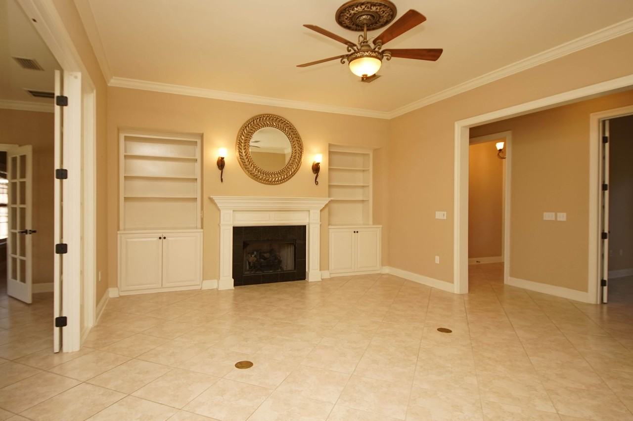 812 Coldwater Creek Cir - Photo 6 of 47