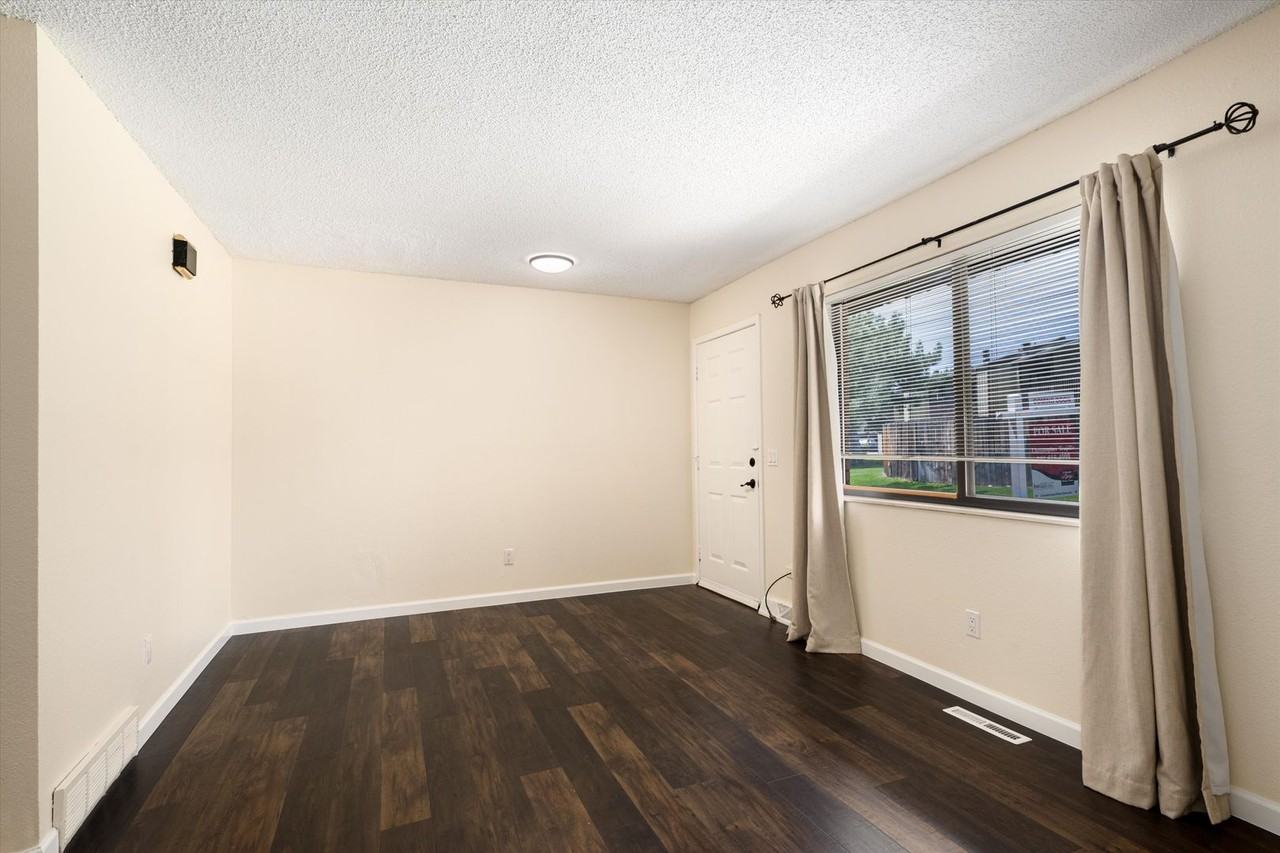 562 Vance St #D9 - Photo 6 of 42