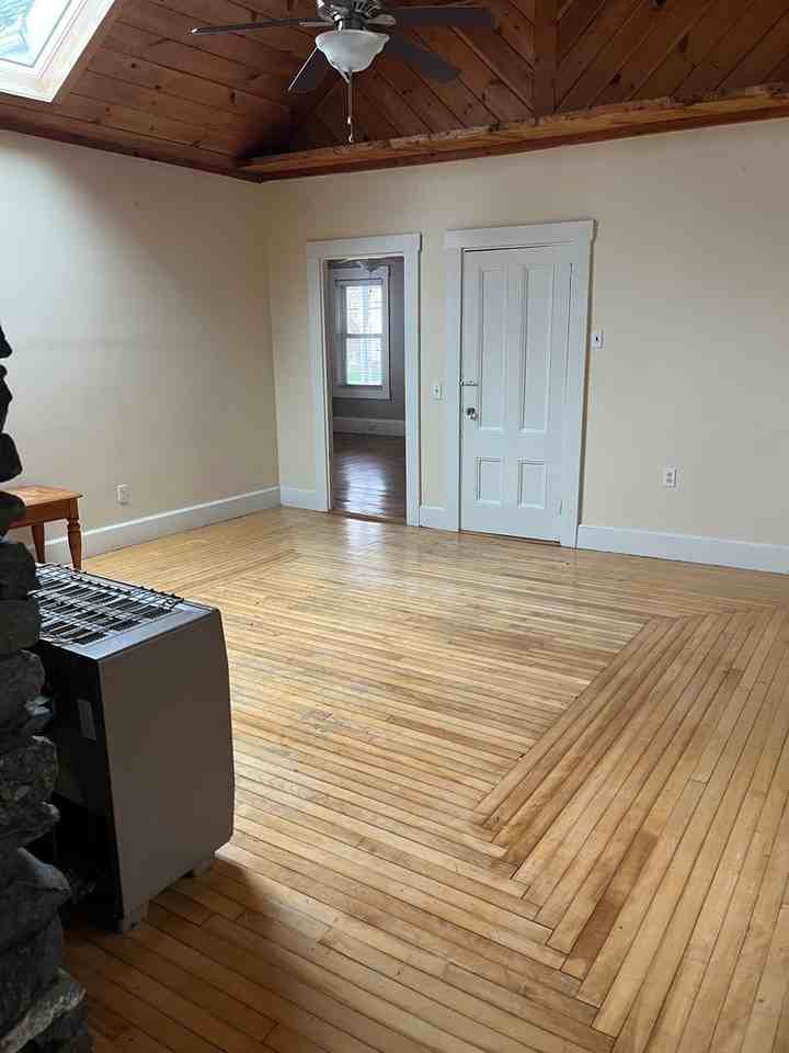 31 Oak St #1 - Photo 4 of 25