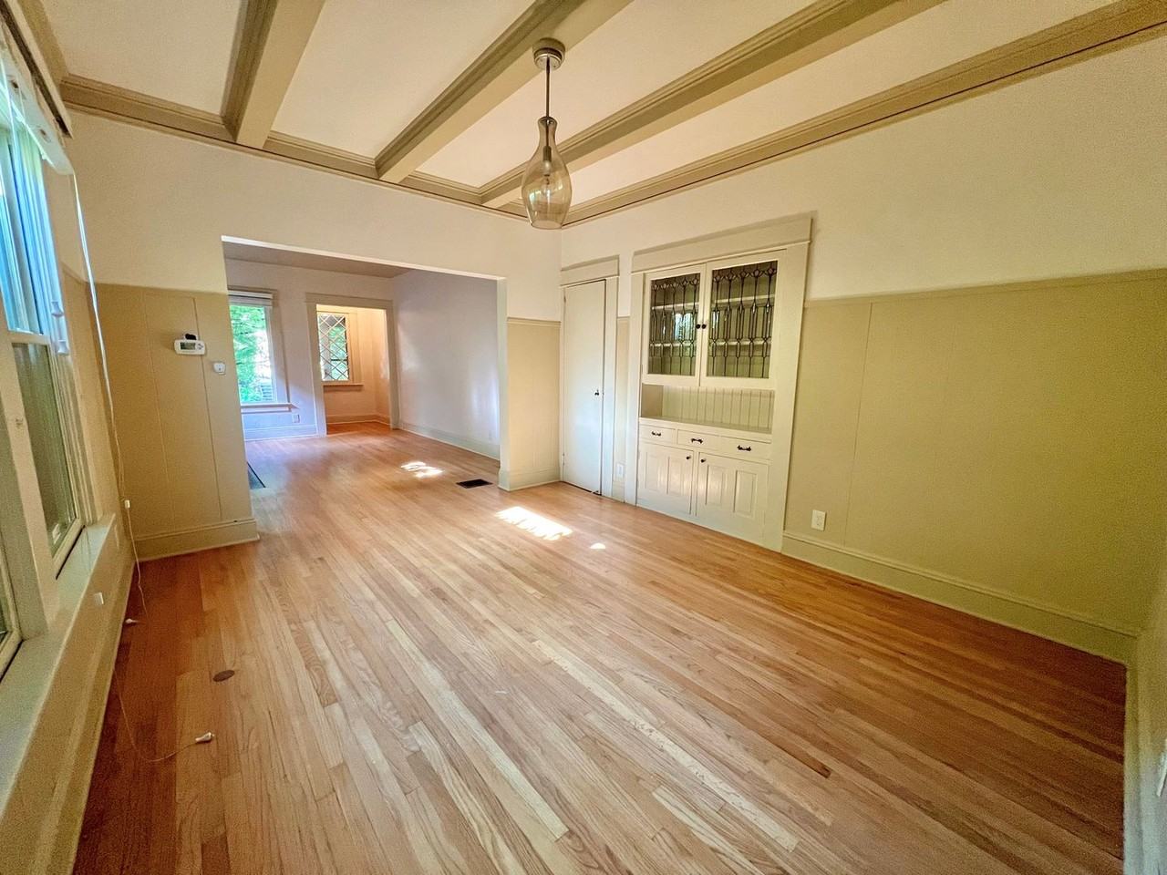2222 Nw Johnson St - Photo 2 of 19