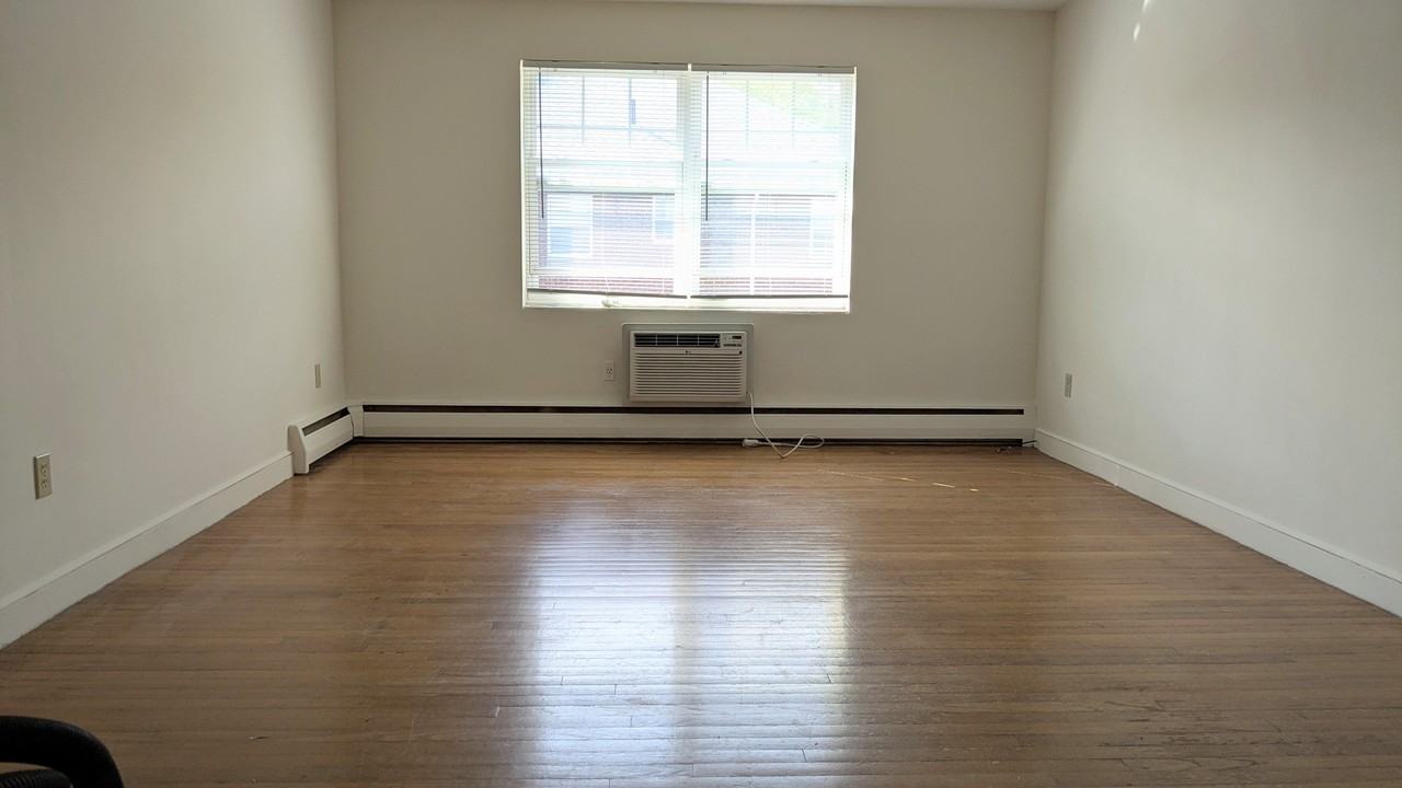 24 Grove Street #12