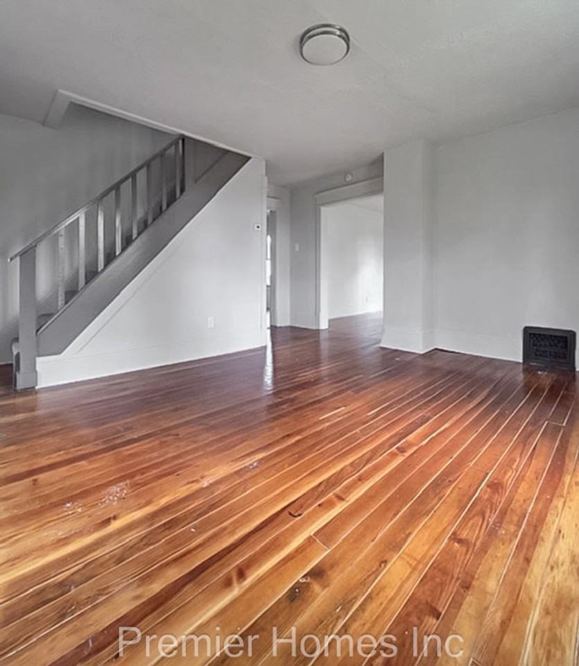 601 Hartford Ave Se - Photo 5 of 14