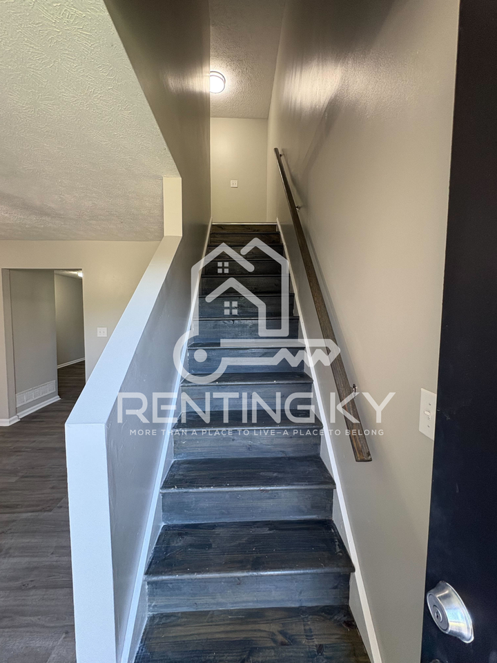307 Peachtree Rd - Photo 6 of 12