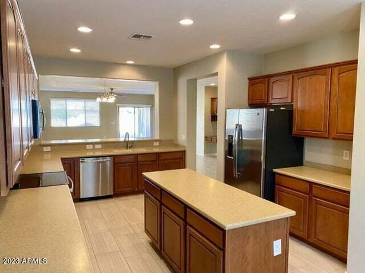 654 W Desert Mountain Dr - Photo 5 of 23