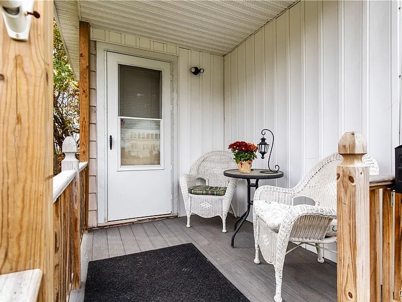 414 Broadwell Ave - Photo 2 of 15
