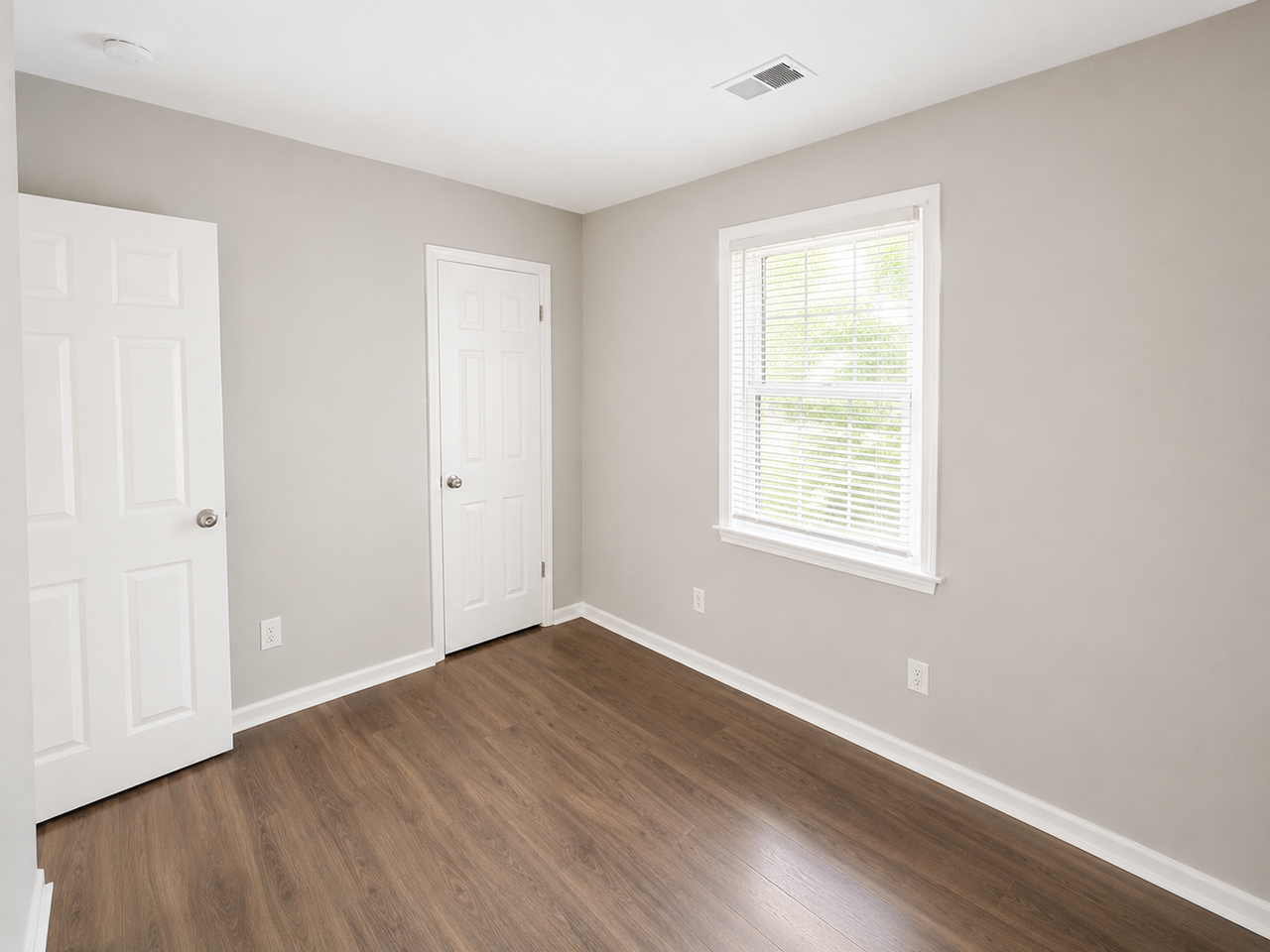 2017 37th St Se #301 - Photo 6 of 11