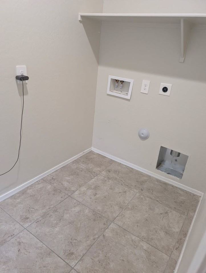 1831 W Broadway Ave - Photo 7 of 31
