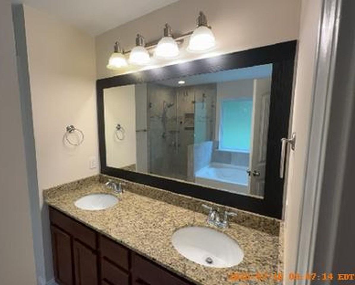120 Tolbert St - Photo 5 of 19