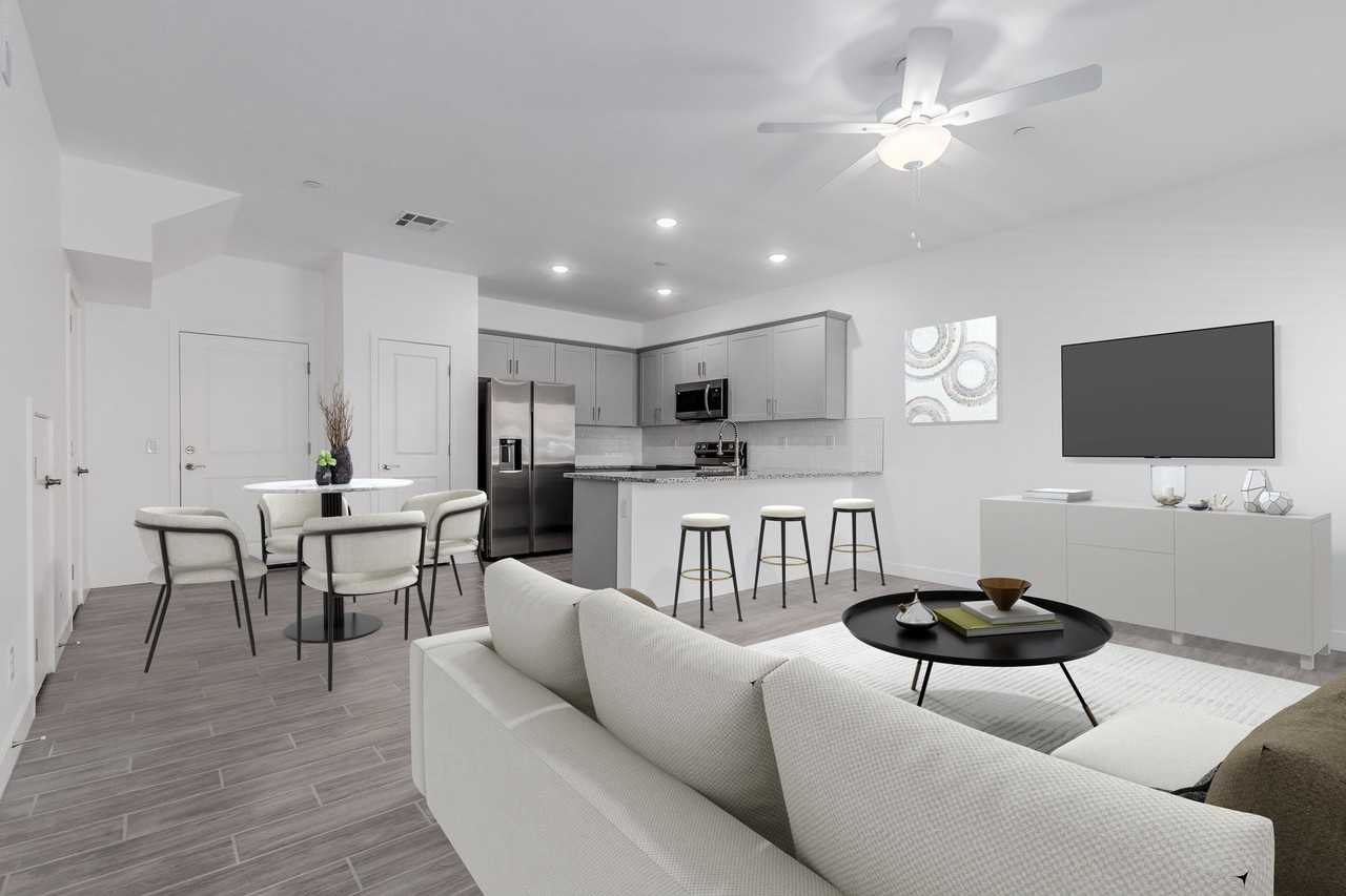 1318 S 105th Pl - Photo 4 of 28