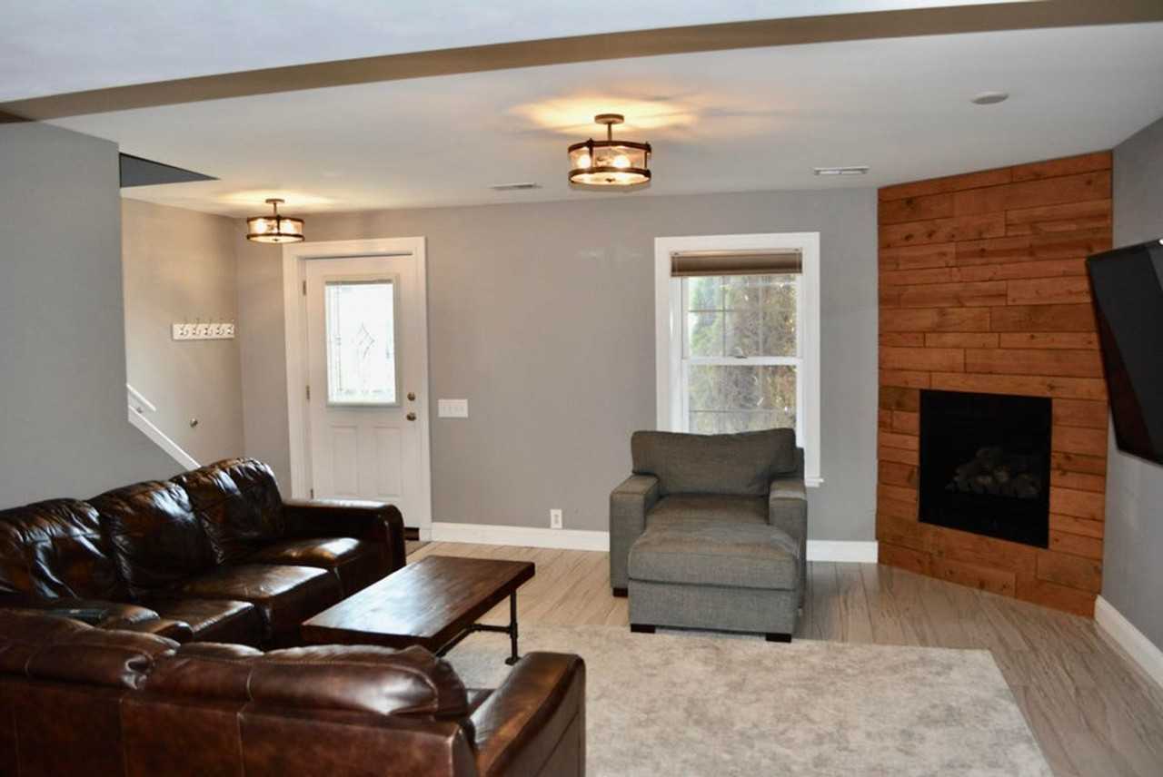 1117 Broad St - Photo 2 of 31