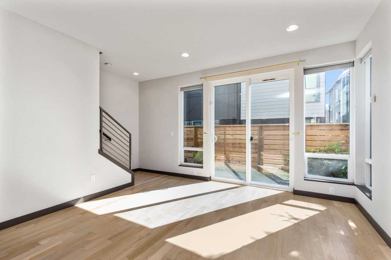 1519 Nw 64th St - Photo 6 of 39