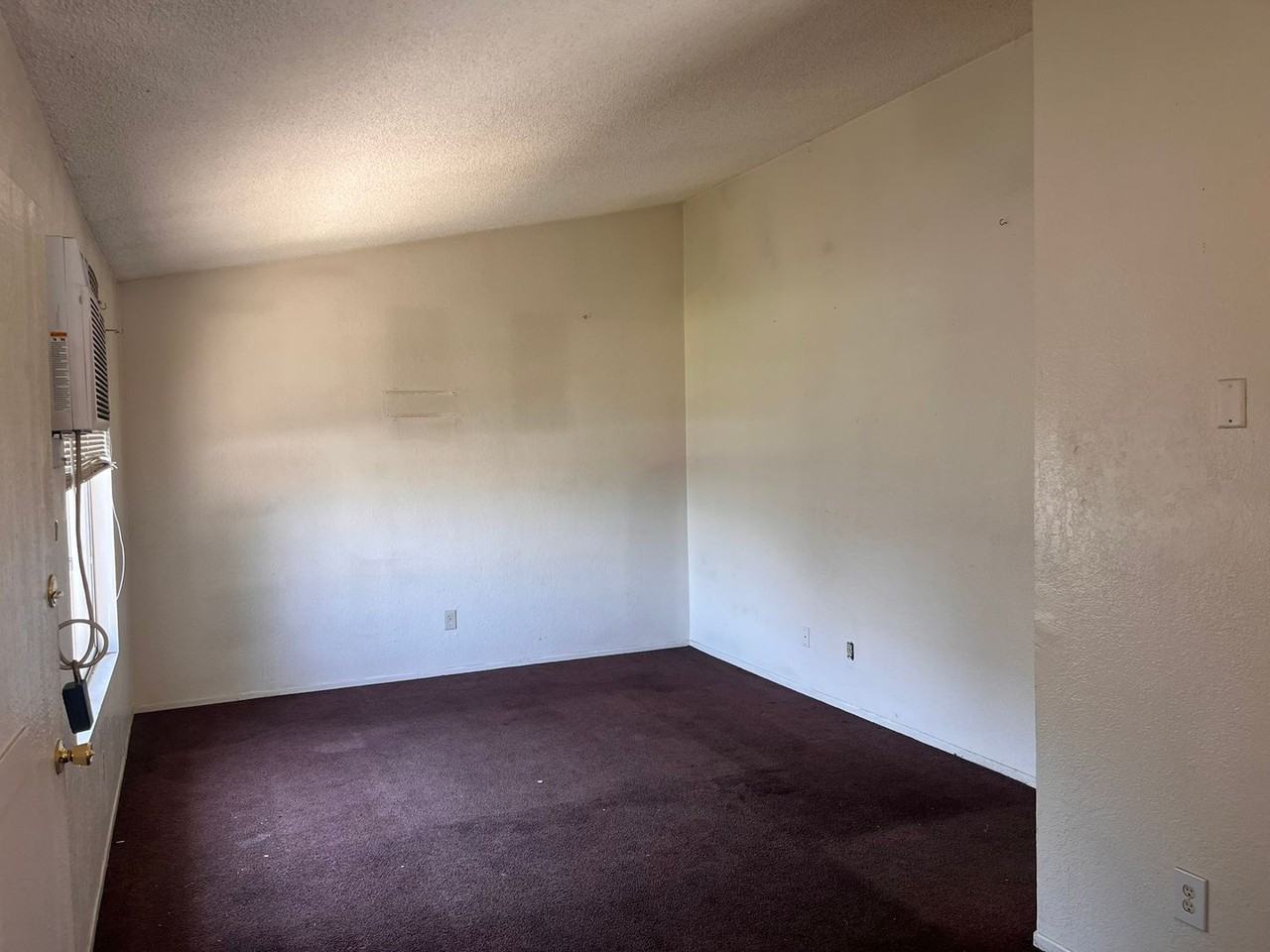 3969 Genevieve St - Photo 2 of 4