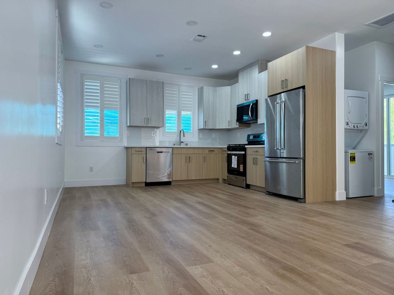 21391 Stans Ln #B - Photo 6 of 25