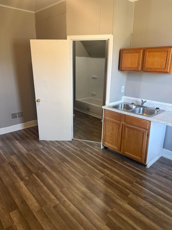 1724 North 24th Street - new - Photo 4 of 16