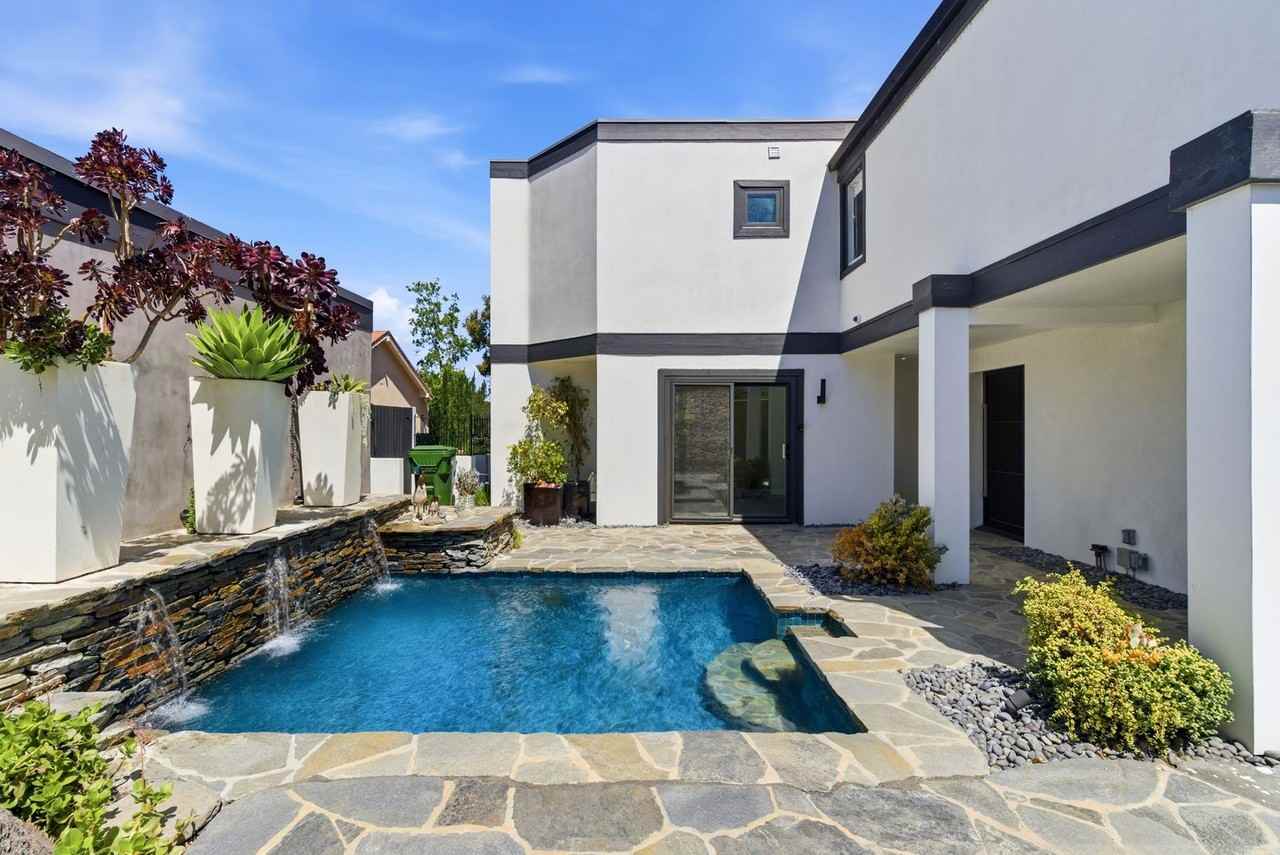 4520 Park Cordero - Photo 3 of 48