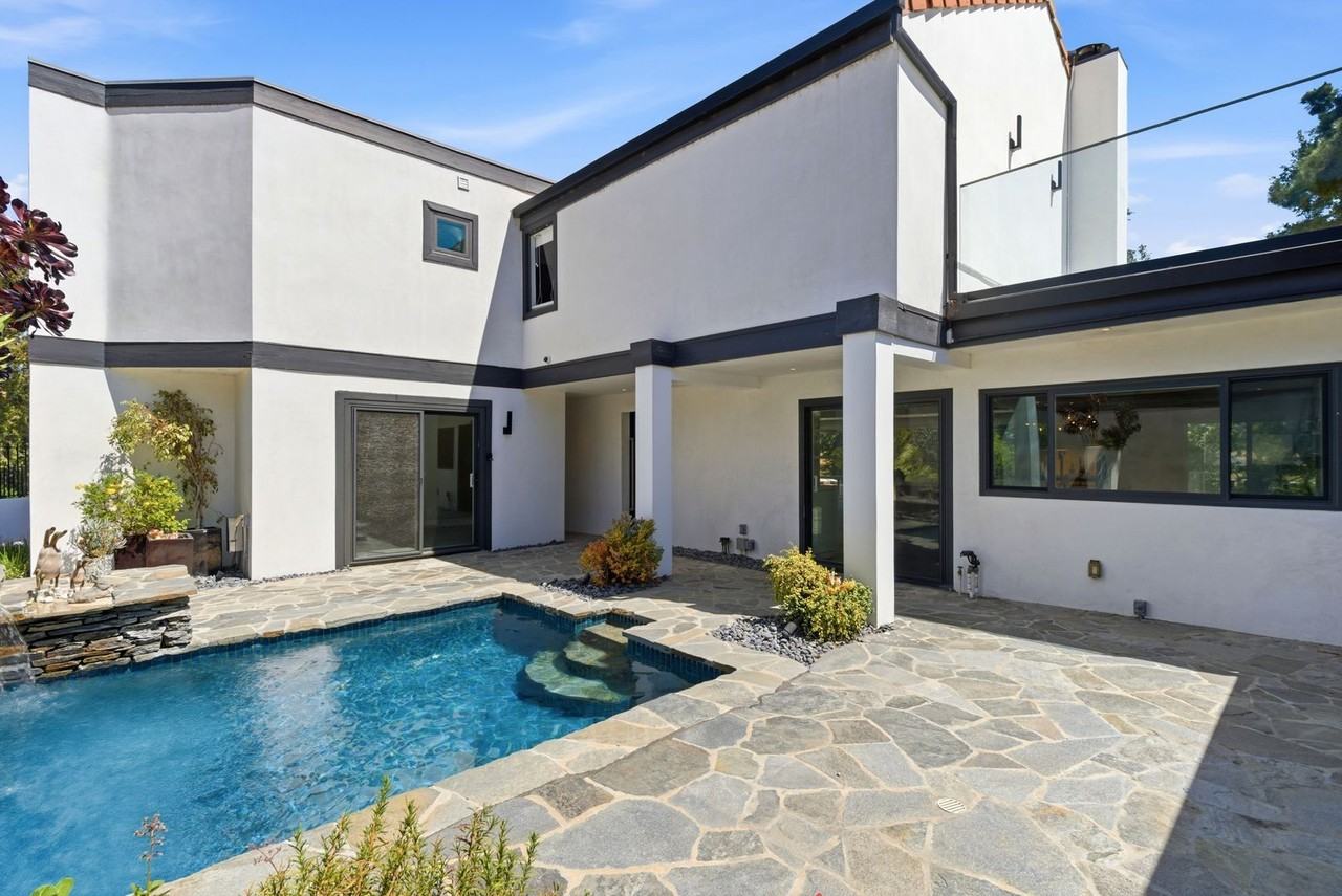 4520 Park Cordero - Photo 4 of 48