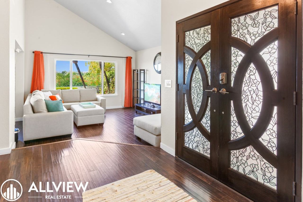 26341 Ganiza - Photo 2 of 35