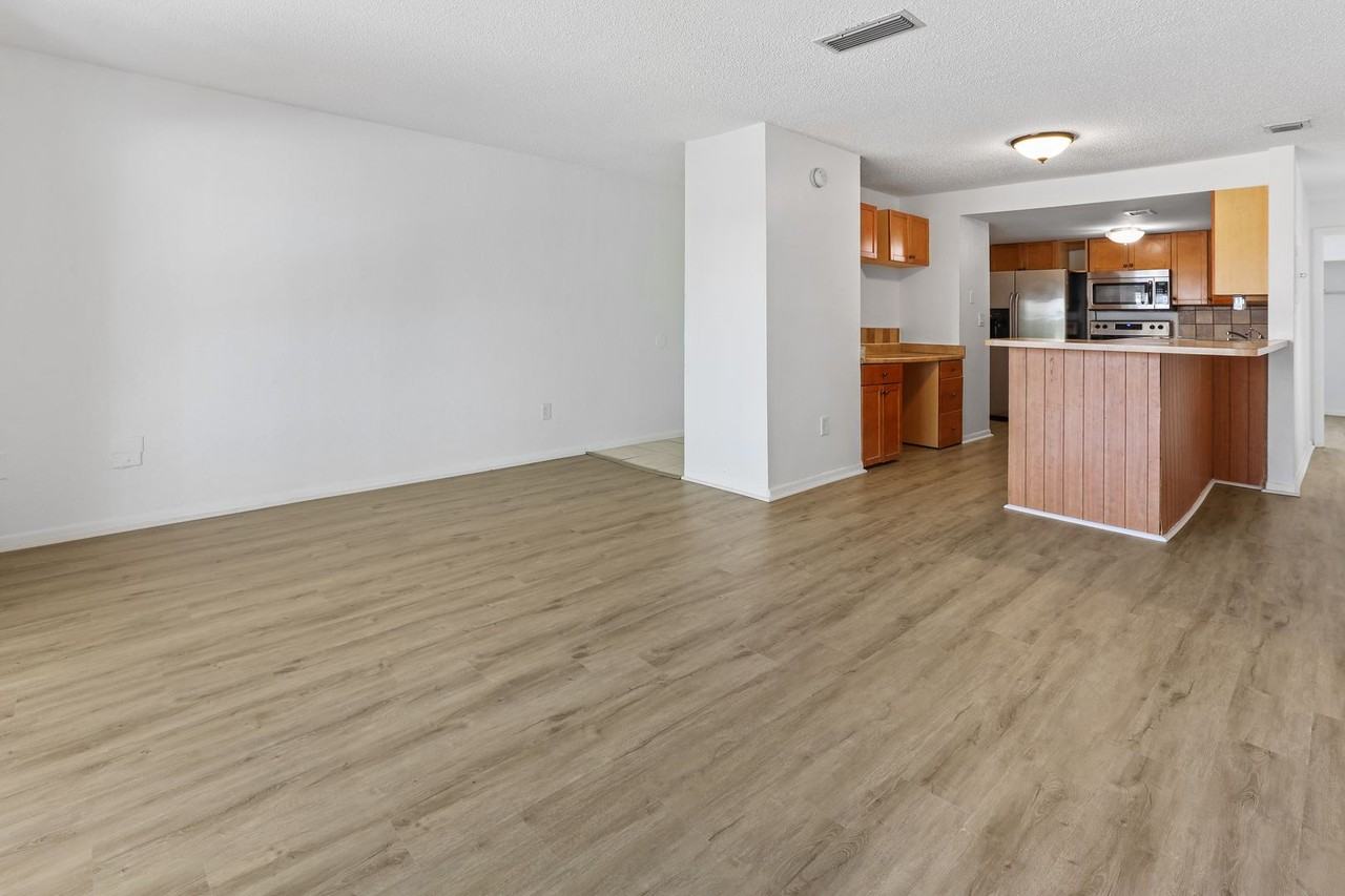 3461 Clark Rd - Photo 5 of 18