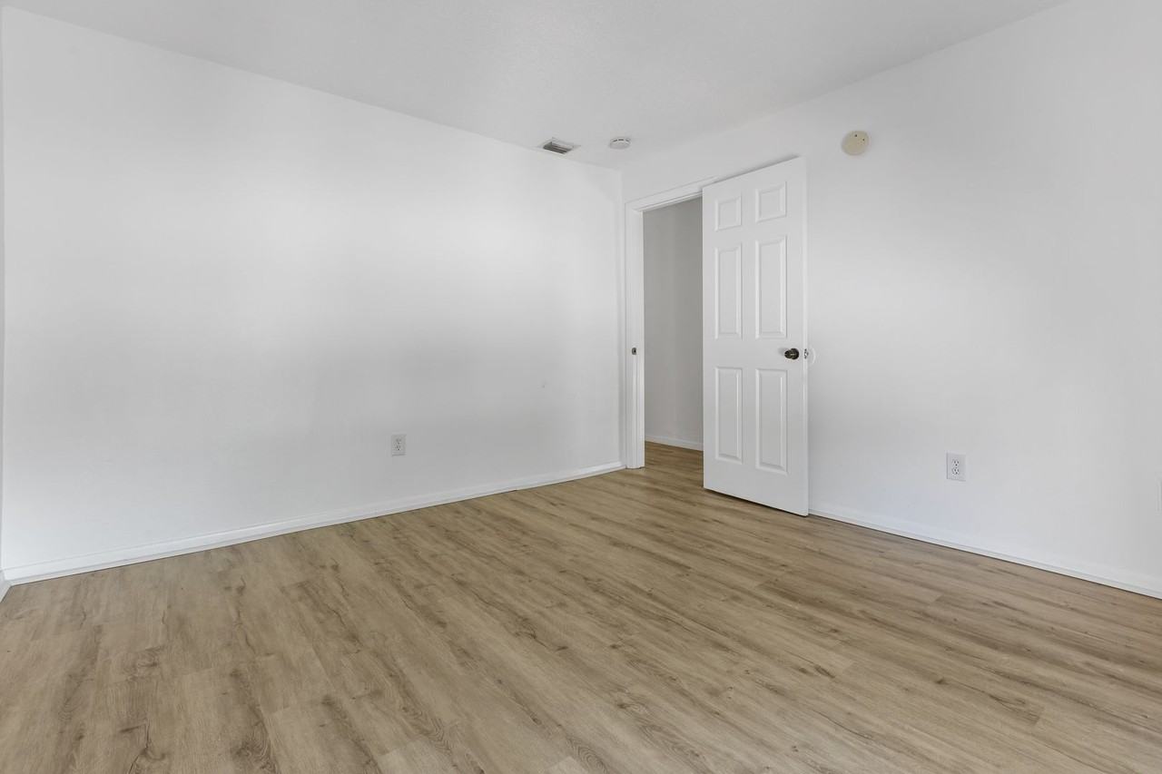 3461 Clark Rd - Photo 7 of 18