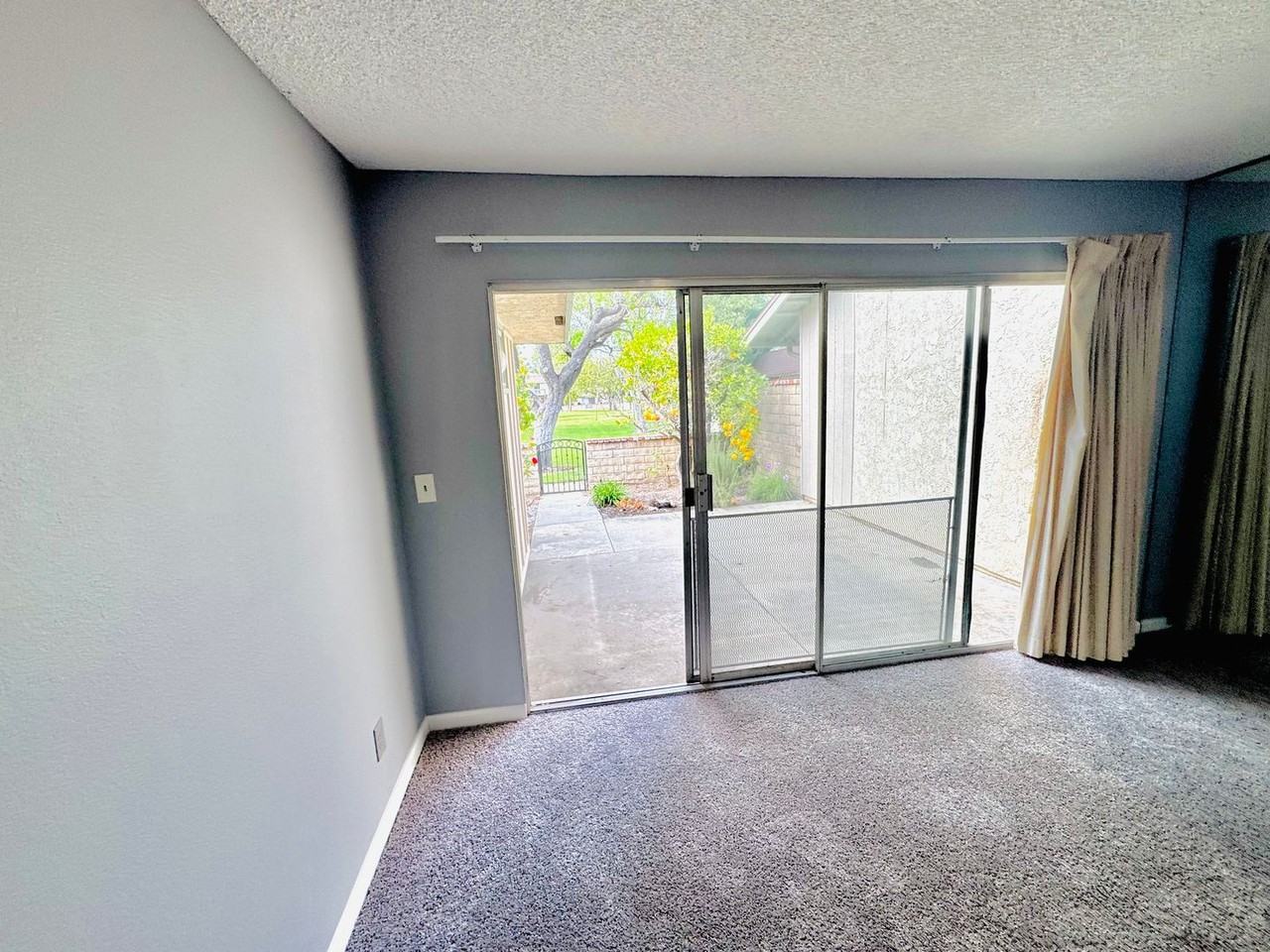 1775 Monte Vista Dr - Photo 4 of 23