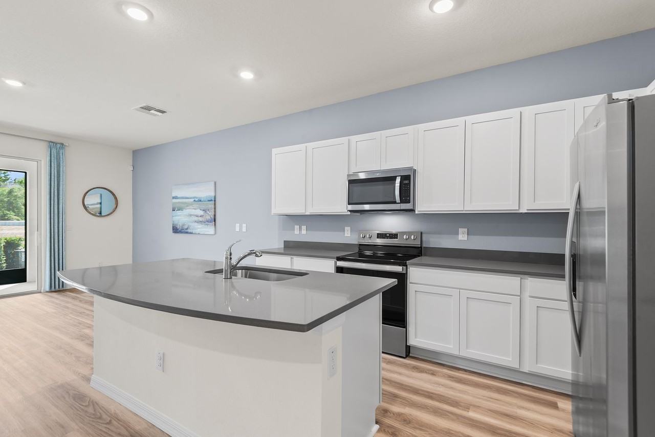 11028 Crescent Deer Dr - Photo 4 of 19