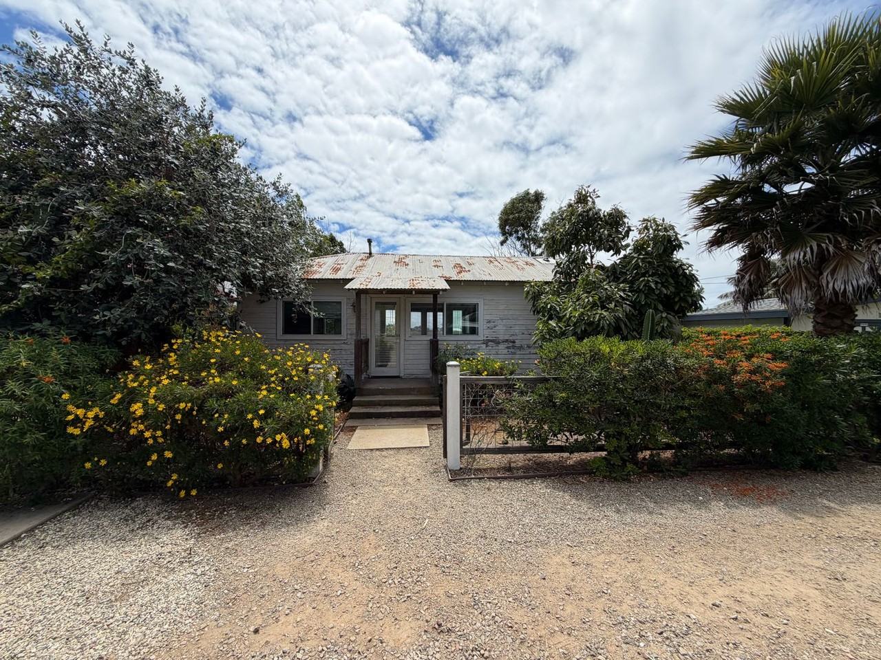 4253 Carpinteria Ave #B - Photo 2 of 14