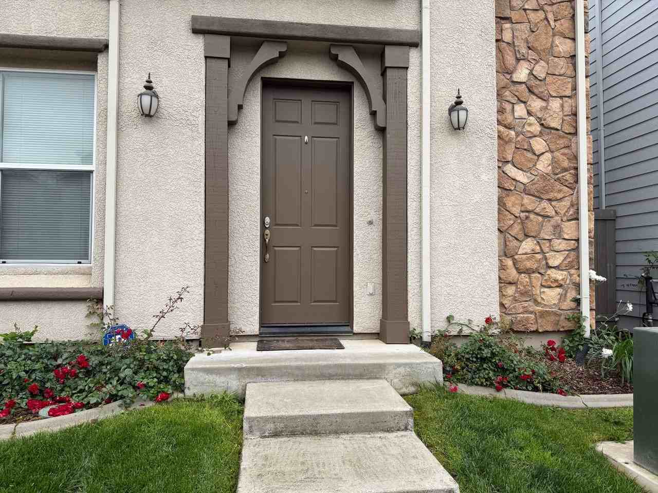 11832 Stoney Ridge Way - Photo 3 of 50