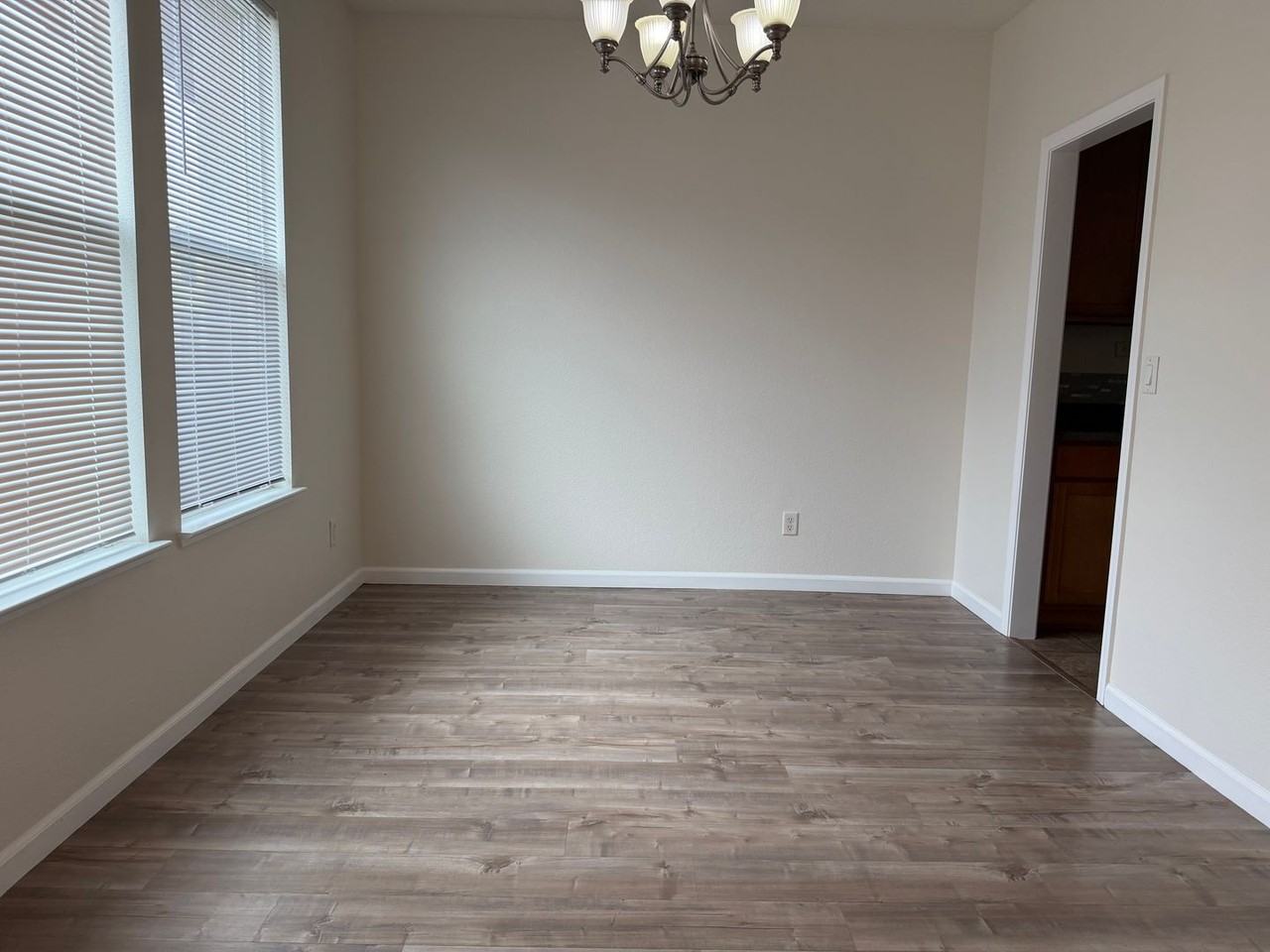 11832 Stoney Ridge Way - Photo 5 of 50