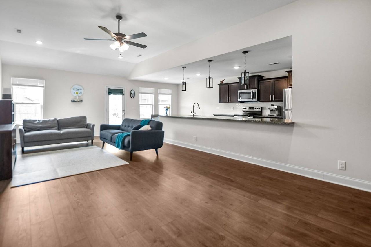 209 Clark Rd - Photo 2 of 18