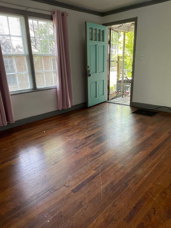 2022 Courtland Pl - Photo 3 of 9