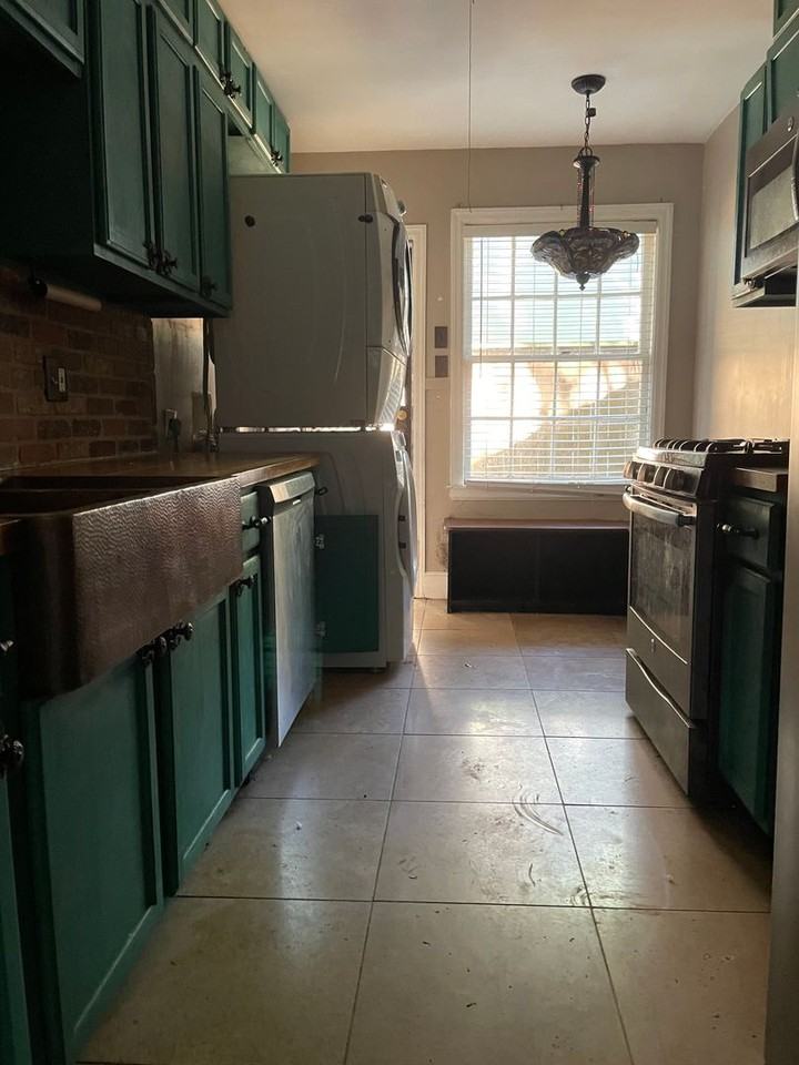 2022 Courtland Pl - Photo 4 of 9