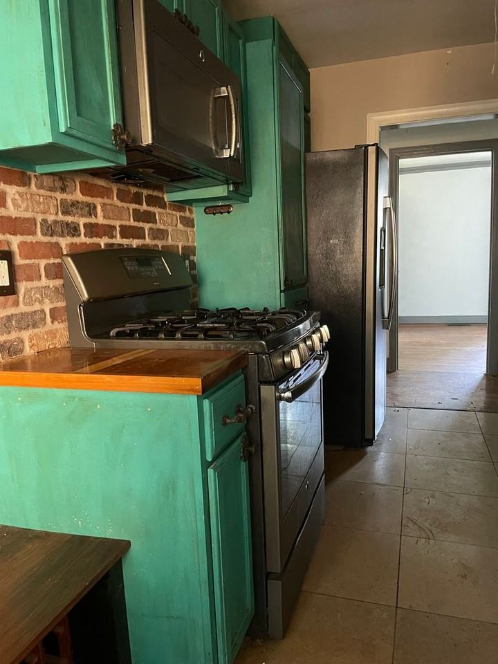 2022 Courtland Pl - Photo 5 of 9