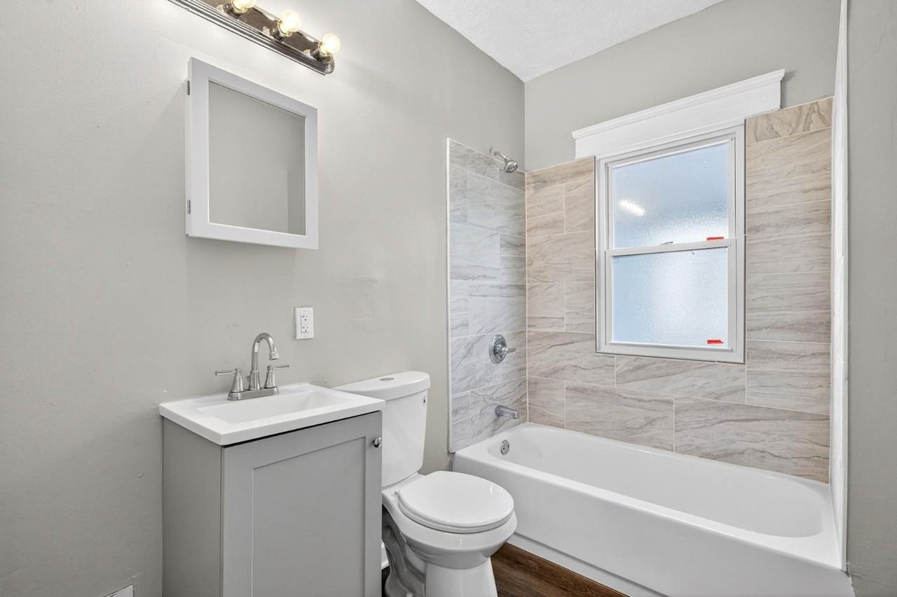 13608 Earlwood Ave - Photo 7 of 8