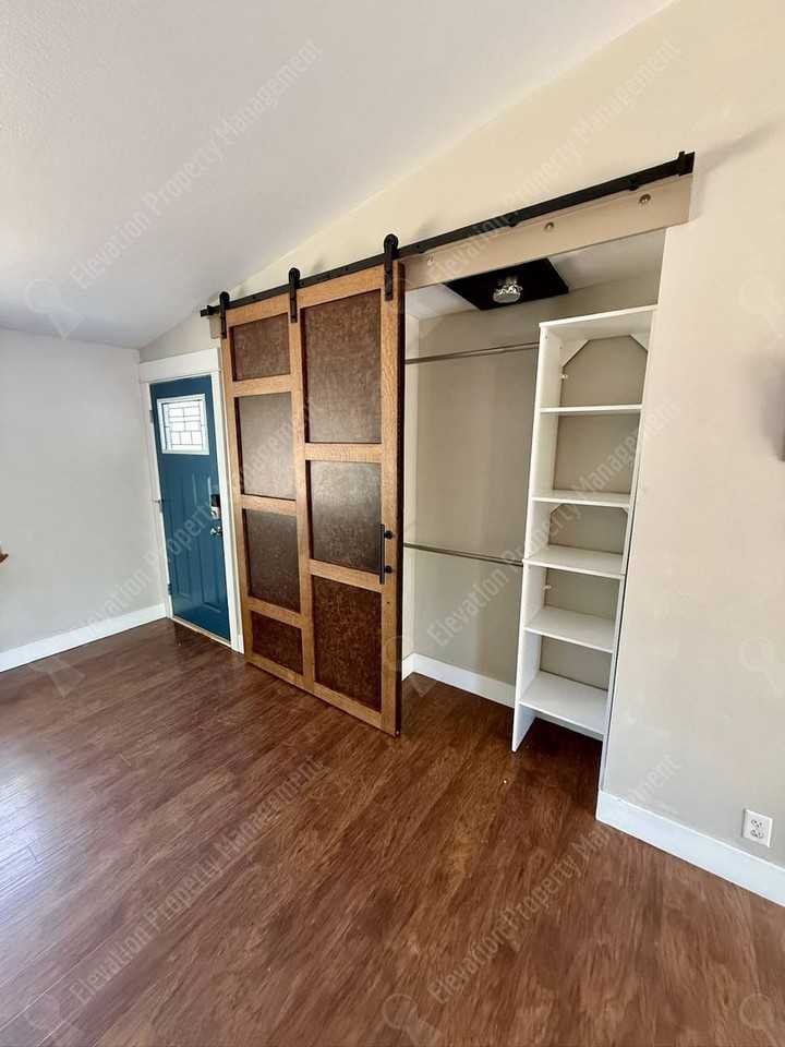 2136 Ne Wells Acres Rd - Photo 3 of 15