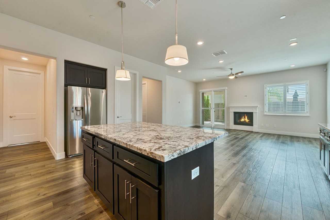 200 Moisant Ct - Photo 3 of 50