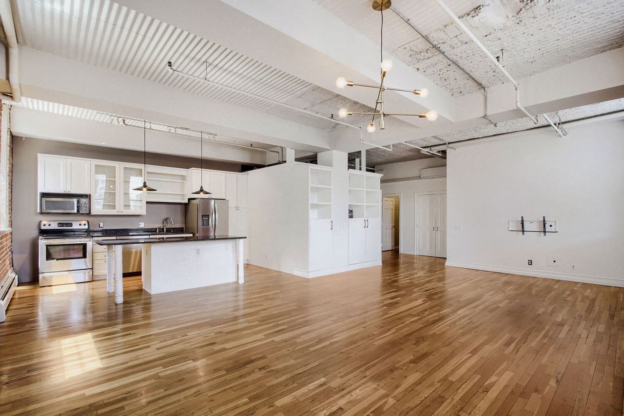 2261 Blake St #2A - Photo 3 of 17