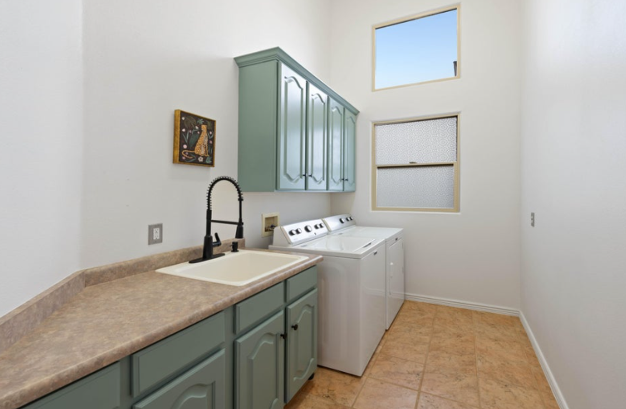 250 N Snow Canyon Dr #16 - Photo 6 of 16