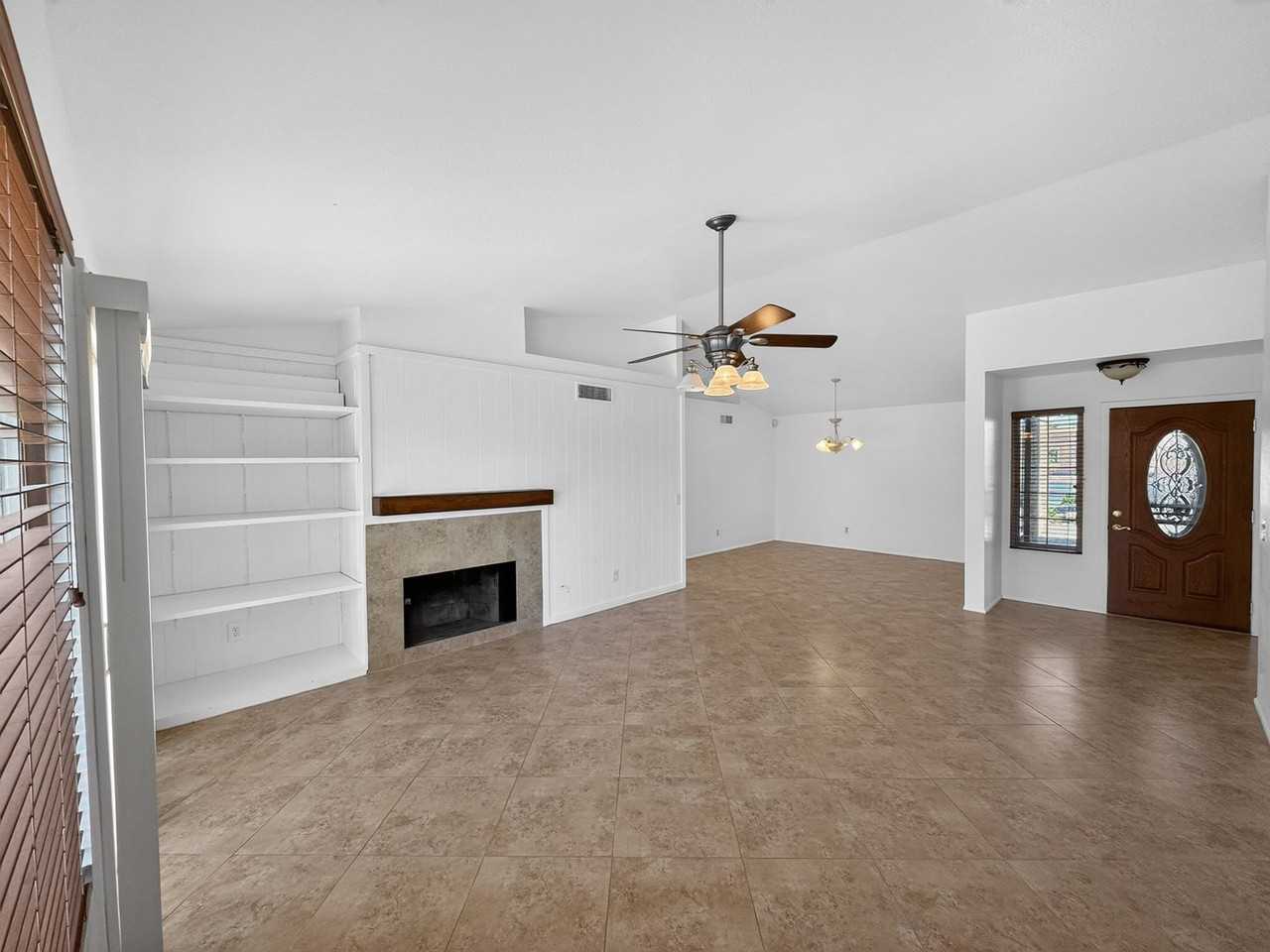 1750 E Camino Ct - Photo 3 of 50
